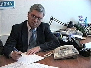 10 января в редакции районной газеты «Родник» на вопросы…