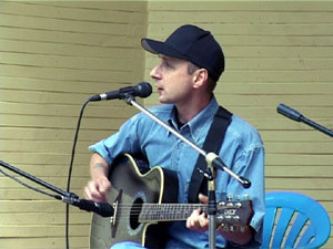 Вечер авторской песни прошел 2 августа в Городском парке…