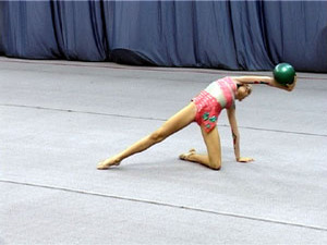 3 дня  в спортивном зале стадиона «Сатурн» соревновались…