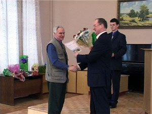 Глава района засвидетельствовал сегодня свое почтение…