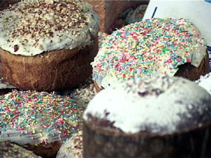 Одним из непременных атрибутов Пасхи является кулич. В…