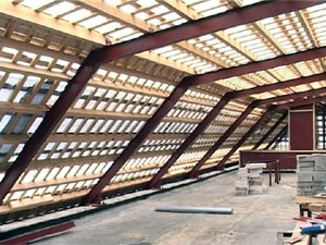 В Раменском приступили к ремонту кровель. Крыши сейчас…