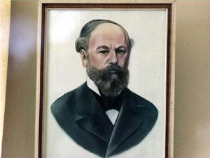 В центре нашего города на берегу Борисоглебского озера…