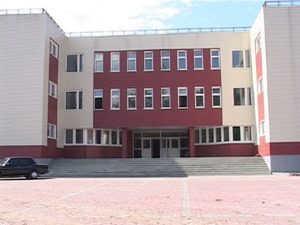 Два раза в неделю новая Клишевская школа подвергается…