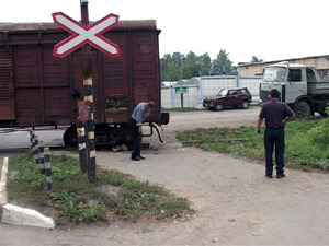 Сегодня у  ворот Раменского механического завода поезд…