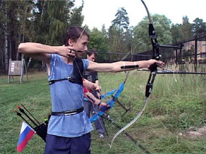 Секция по спортивной стрельбе из лука существует в…