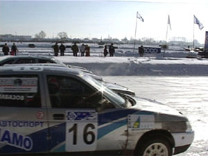 Продолжается зимний фестиваль автоспорта «Мороз-2005…