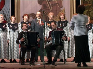 Сегодня в КДЦ «Сатурн» ветеранам вручали юбилейные…