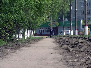 В городе продолжаются весенние благоустроительные работы…