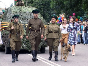 В парадном театрализованном шествии в этом году в День…