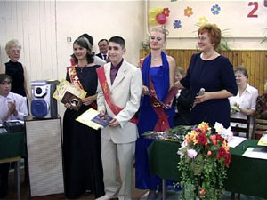 В школах Раменского района продолжаются выпускные балы…