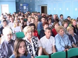 Завод «Энергии» сегодня провел собрание коллектива. На…