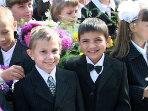 В Софьинской школе состоялся праздник, посвященный 1…