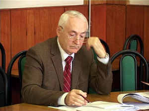 На прошедших сегодня депутатских слушаниях обсуждались…