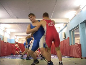 В нашем городе есть  спортивный клуб, воспитывающий…