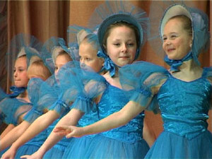 Сегодня в КДЦ «Сатурн» праздновали день пожилого…