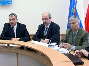 Предпраздничная неделя в администрации началась с…