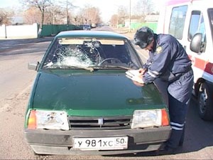 Автомобиль  ВАЗ 21 10 двигался по проезжей части из…