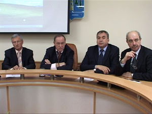 Владимир Демин вернулся  из отпуска. За время его…