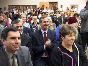 Юровская средняя школа отмечает свой пятидесятилетний…