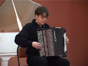 4 мая в КДЦ «Сатурн» состоялся концерт выпускников…