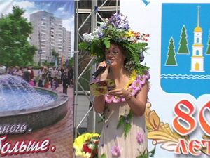 Целый месяц жители улицы Карла Маркса не переставали…