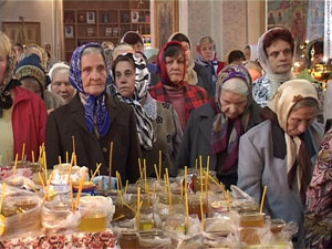 На август выпадают два праздника, относящиеся к…