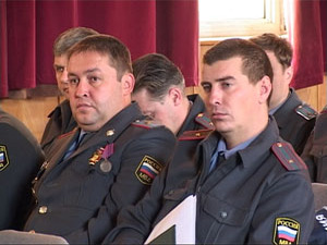 Сегодня на оперативном совещании сотрудники УВД…