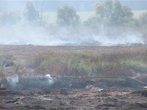 Уже десятые сутки на пойме работает насосная станция…