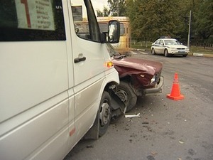 Столкновение произошло около двух часов дня. Водитель…