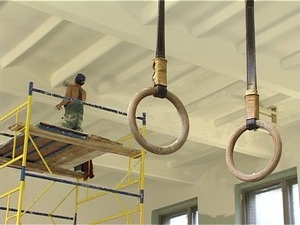 В детско-юношеской спортивной школе №1 ремонтируют…