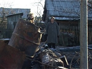 Уже в течении месяца жители деревни Рыбаки живут в…