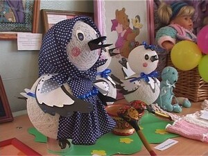 Юля Жульдикова в свои 9 лет уже настоящая рукодельница…