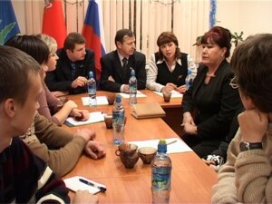 Вчера депутаты города провели необычное совещание. Они…