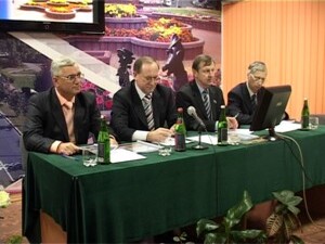 На ежегодном отчёте ПТОГХ каждый раз присутствует глава…