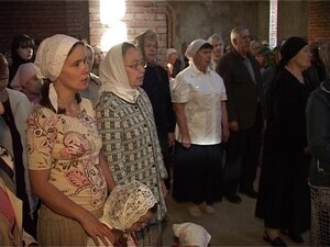 Считается, что если в храме не проводятся службы — он…