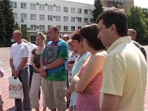 К сожалению, проблема обманутых вкладчиков актуальна в…