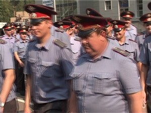 Нарушитель закона, бойся! Они идут – стройные ряды…