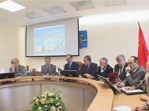 Очередное оперативное совещание администрации…