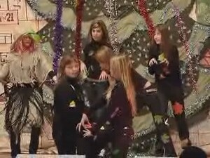 В школах и детских садах последняя неделя декабря…