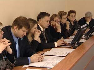 Заседание депутатов началось с административного вопроса…