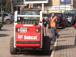 Теплая погода без осадков дает старт всем коммунальным…