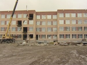 Возведение школы — серьезное событие районного масштаба…