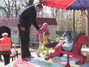 Сегодня этот некогда идеологический праздник, утратил…