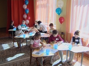 Многие родители, дети которых посещают детские сады…