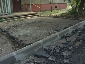 Работы по благоустройству в районе продолжаются. В…