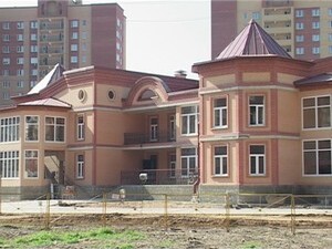 Помимо Дергаевской школы, в этом году власти планируют…