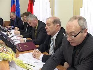 В повестку дня очередного заседания районного Совета…