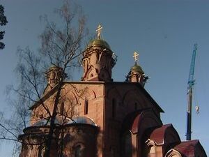 В Великую Субботу на храм Петра и Павла, что в поселке…