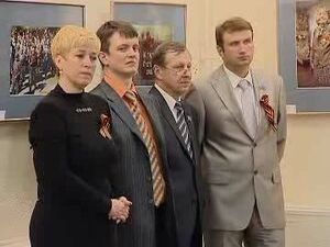 Накануне Великого Дня Победы в выставочном зале…